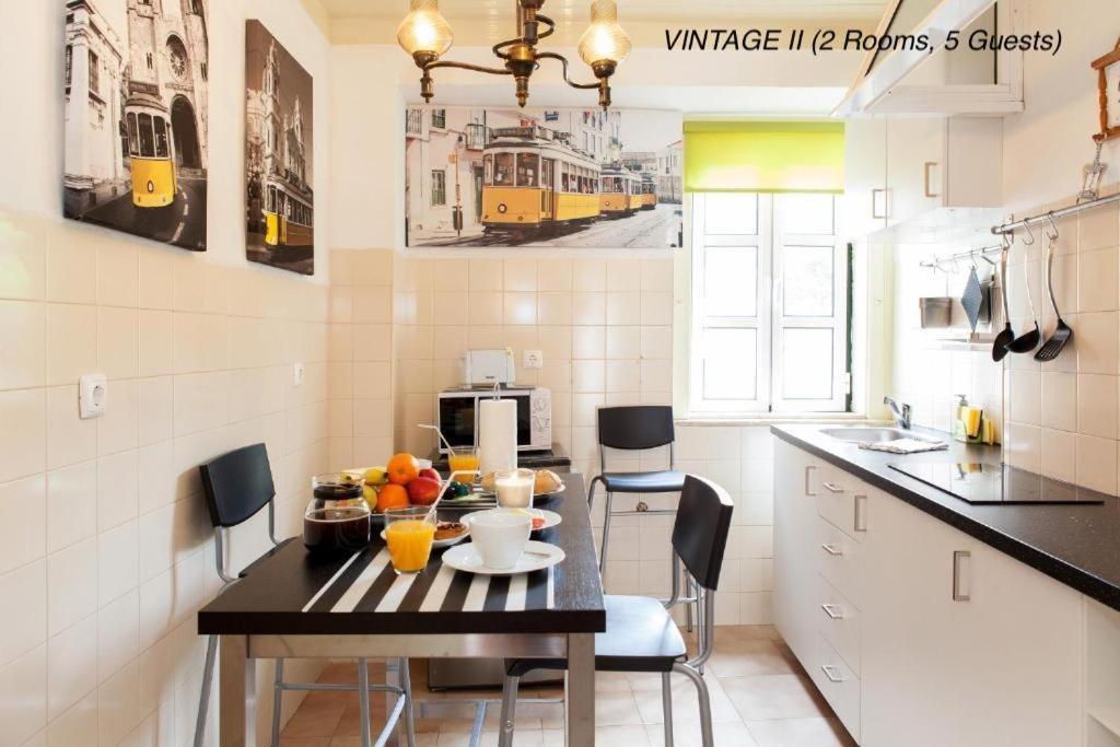 Alfama Vintage 1 Ten Guests - Alfama Vintage 2 Five Guests - Alfama Vintage 3 Three Guests Lisbon Exterior photo